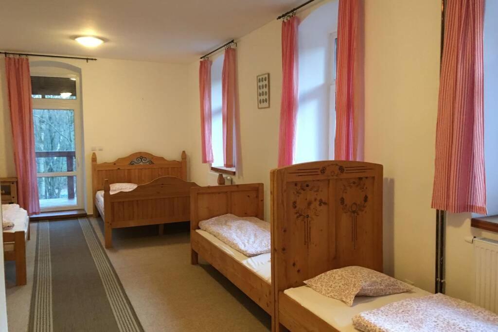 Villa Vykmanov Medenec Екстериор снимка